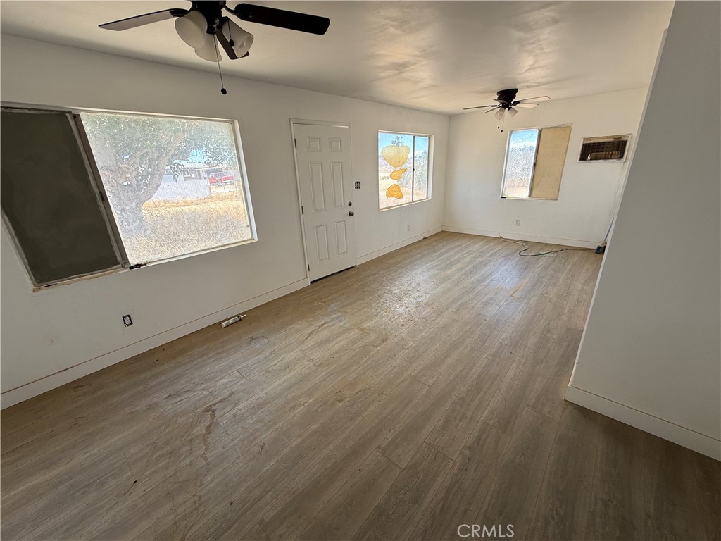 11744 Wagon Wheel Road Phelan, CA 92371 - Photo 7 of 26