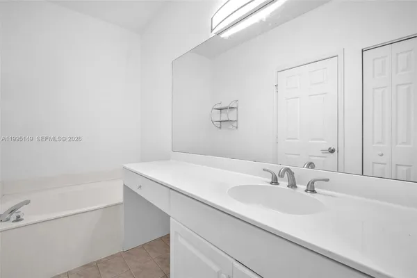 $3,900 | 12675 Northwest 56th Drive, Unit 12675, Coral Springs, FL 33076