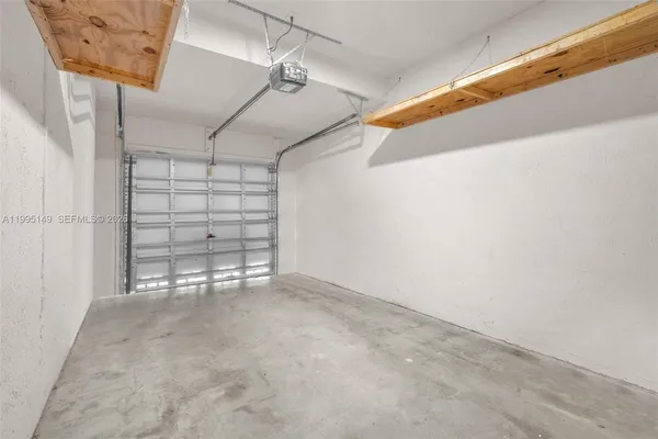 $3,900 | 12675 Northwest 56th Drive, Unit 12675, Coral Springs, FL 33076