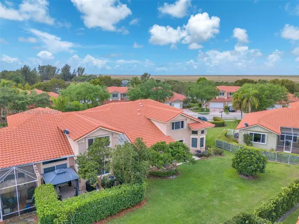 $3,900 | 12675 Northwest 56th Drive, Unit 12675, Coral Springs, FL 33076