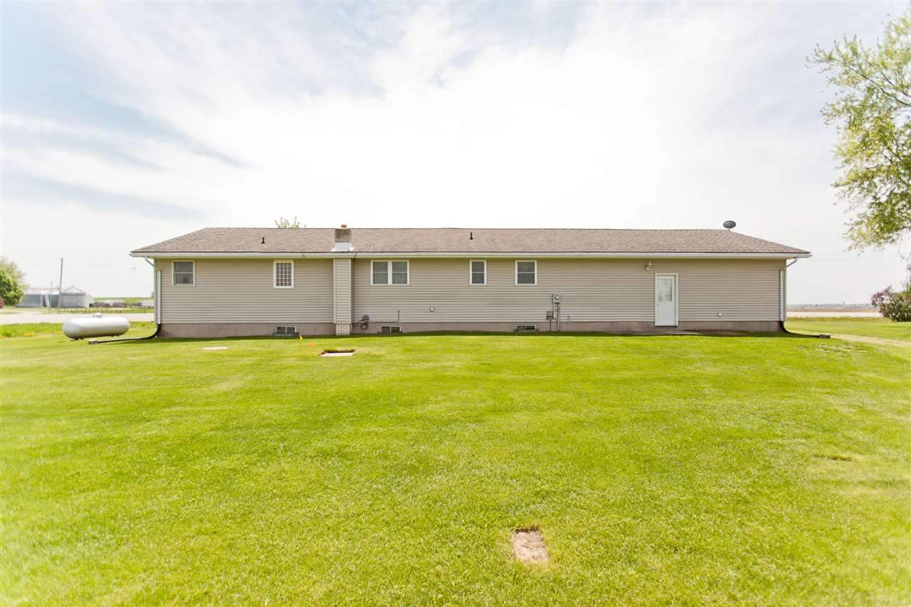1845 Honey Creek Road Manchester, IA 52057 - Photo 39 of 48 Gallery Image 39