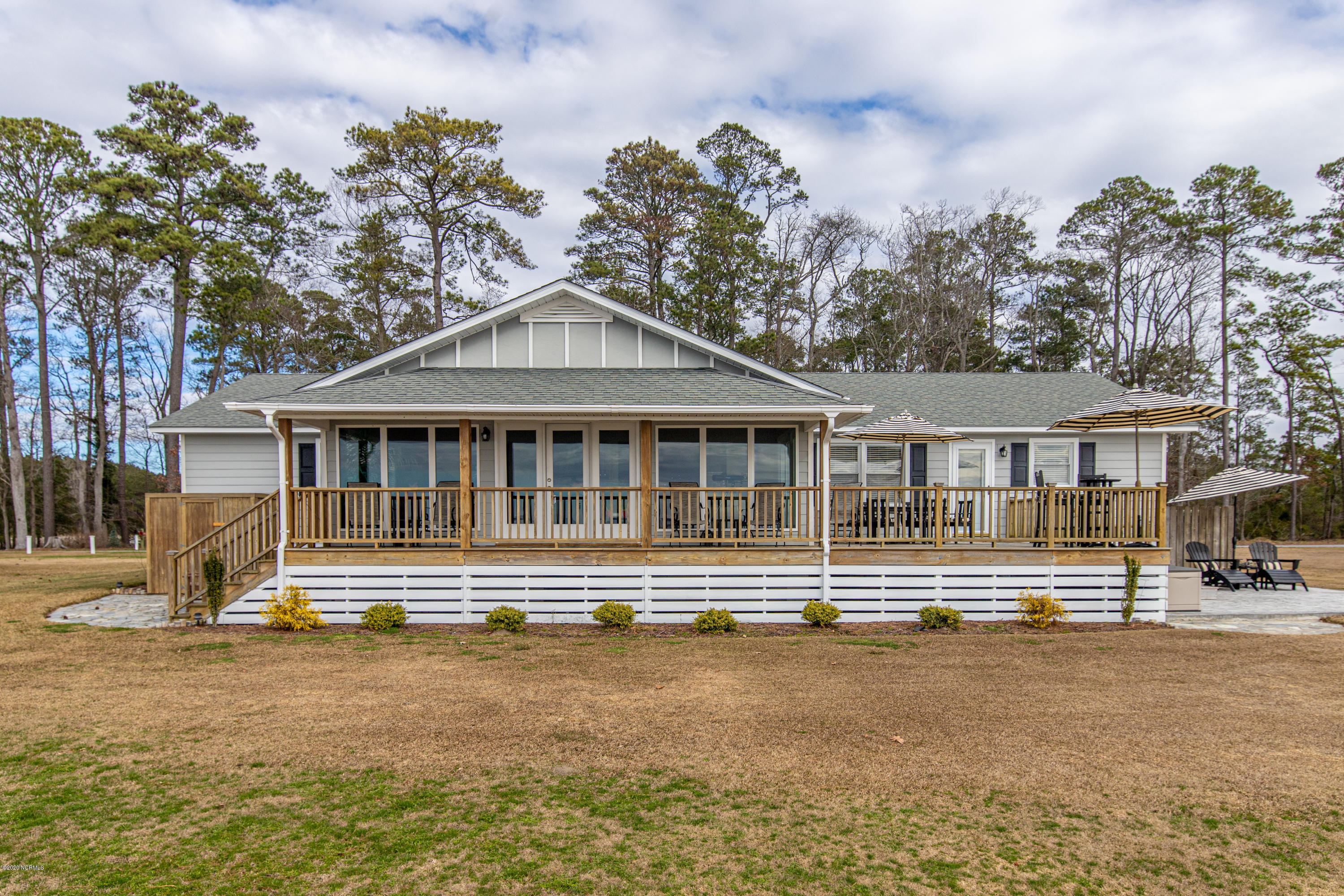 906 West Island View Road Bath, NC 27808 - Photo 1 of 53 906 W Island View Dr-7