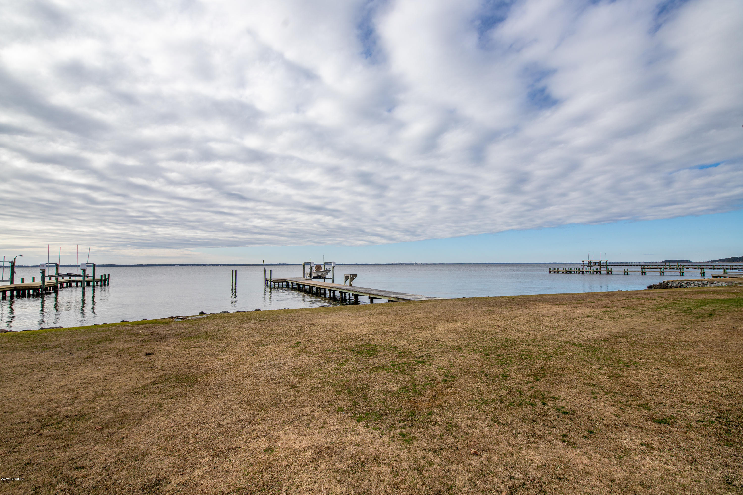 906 West Island View Road Bath, NC 27808 - Photo 9 of 53 906 W Island View Dr-9