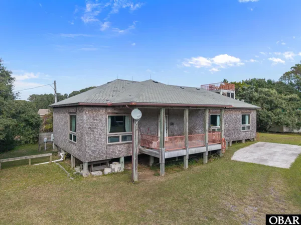 $500,000 | 40145 North End Road, Avon, NC 27915
