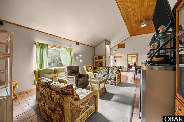 $500,000 | 40145 North End Road, Avon, NC 27915