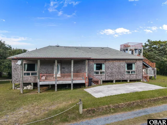 $500,000 | 40145 North End Road, Avon, NC 27915