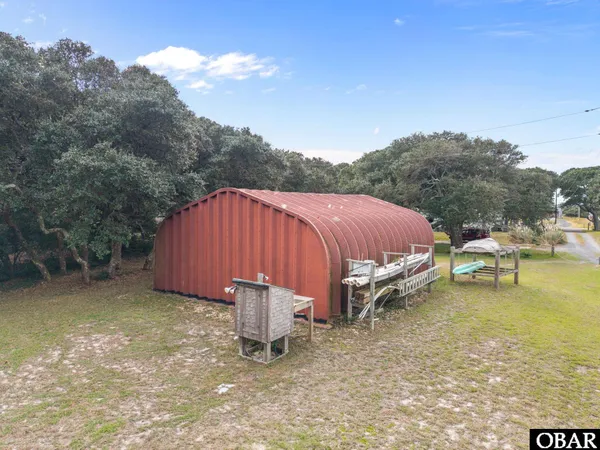 $500,000 | 40145 North End Road, Avon, NC 27915