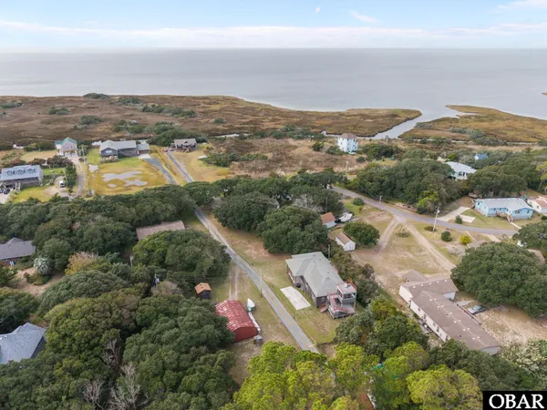 $500,000 | 40145 North End Road, Avon, NC 27915