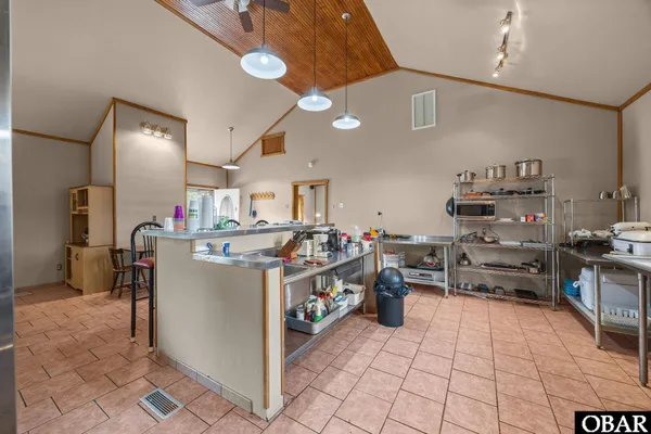 $500,000 | 40145 North End Road, Avon, NC 27915