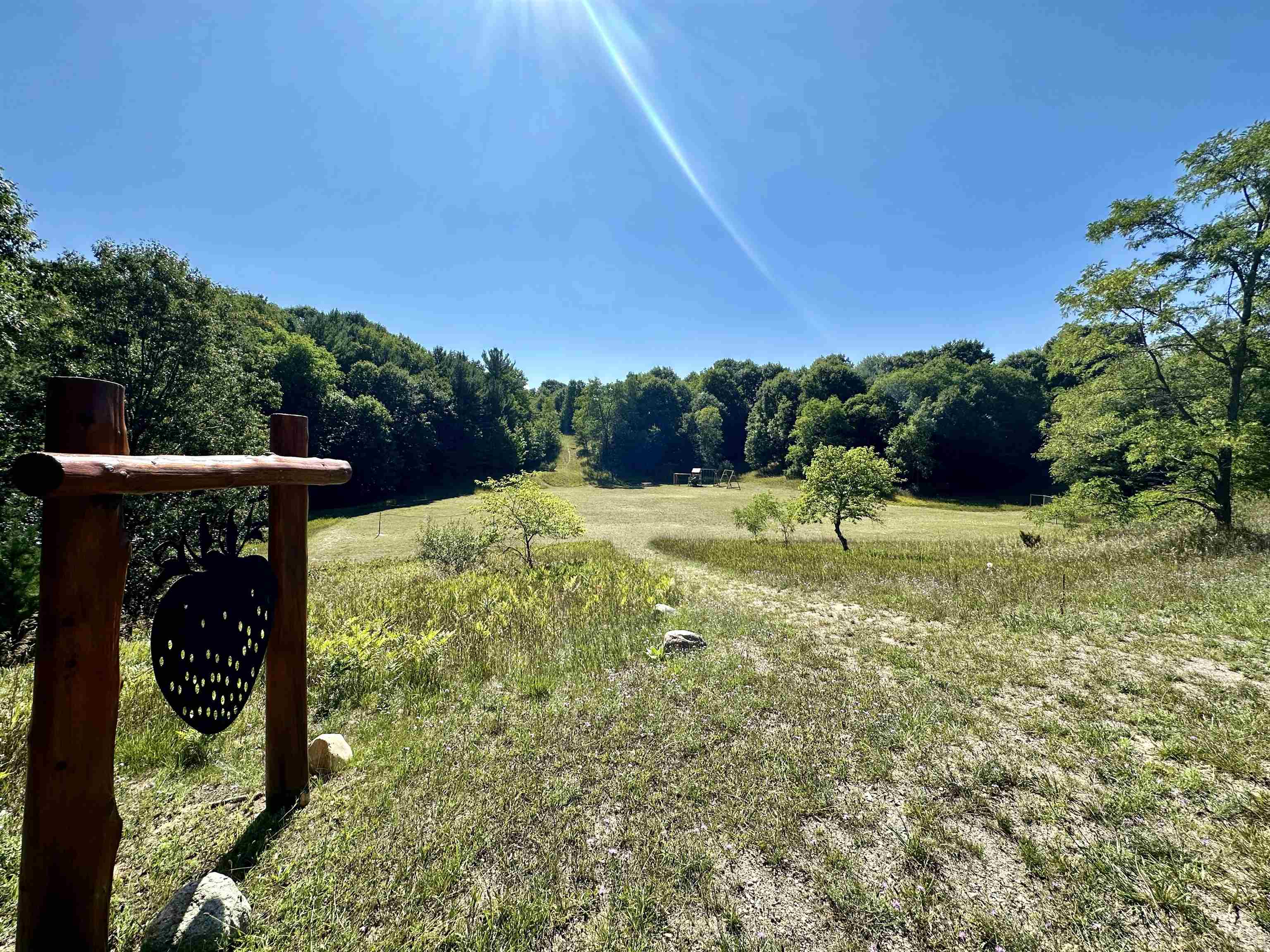 2458 East Potter Road Traverse City, MI 49696 - Photo 10 of 61 1914647-9.JPG