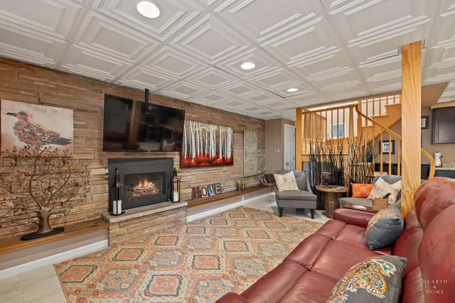 $675,000 | 82 South Williams Street, Crystal Lake, IL 60014