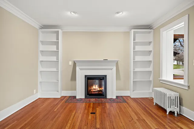 $675,000 | 82 South Williams Street, Crystal Lake, IL 60014