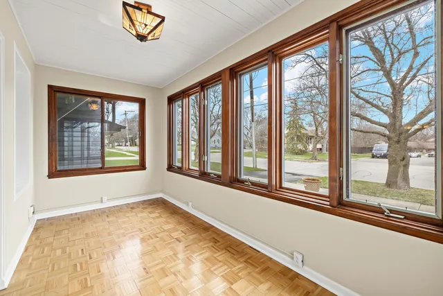 $675,000 | 82 South Williams Street, Crystal Lake, IL 60014