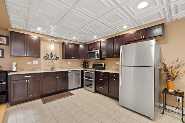 $675,000 | 82 South Williams Street, Crystal Lake, IL 60014