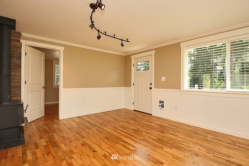 217 Fort Casey Road Coupeville, WA 98239 - Photo 5 of 24 Gallery Image 5