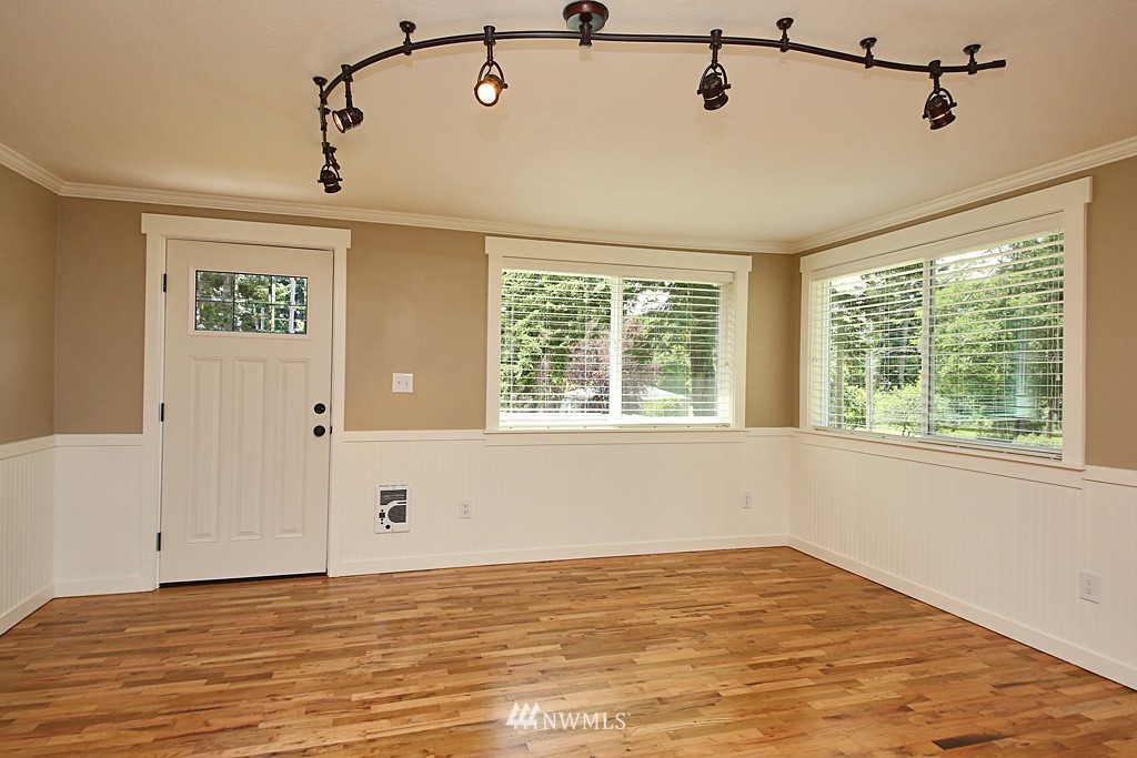 217 Fort Casey Road Coupeville, WA 98239 - Photo 6 of 24 Gallery Image 6