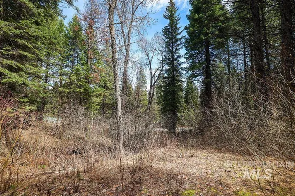 $94,500 | 573 West Mountain Road, Cascade, ID 83611