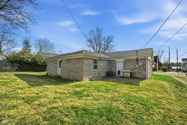 $225,000 | 760 East Harrison Street, Martinsville, IN 46151