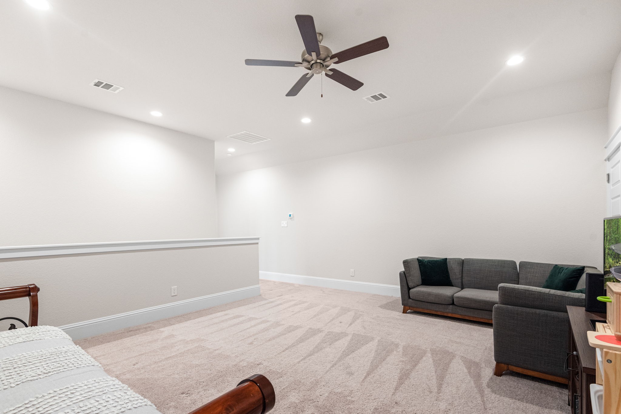 2335 Pale Star Drive Conroe, TX 77384 - Photo 32 of 42 a living room with furniture