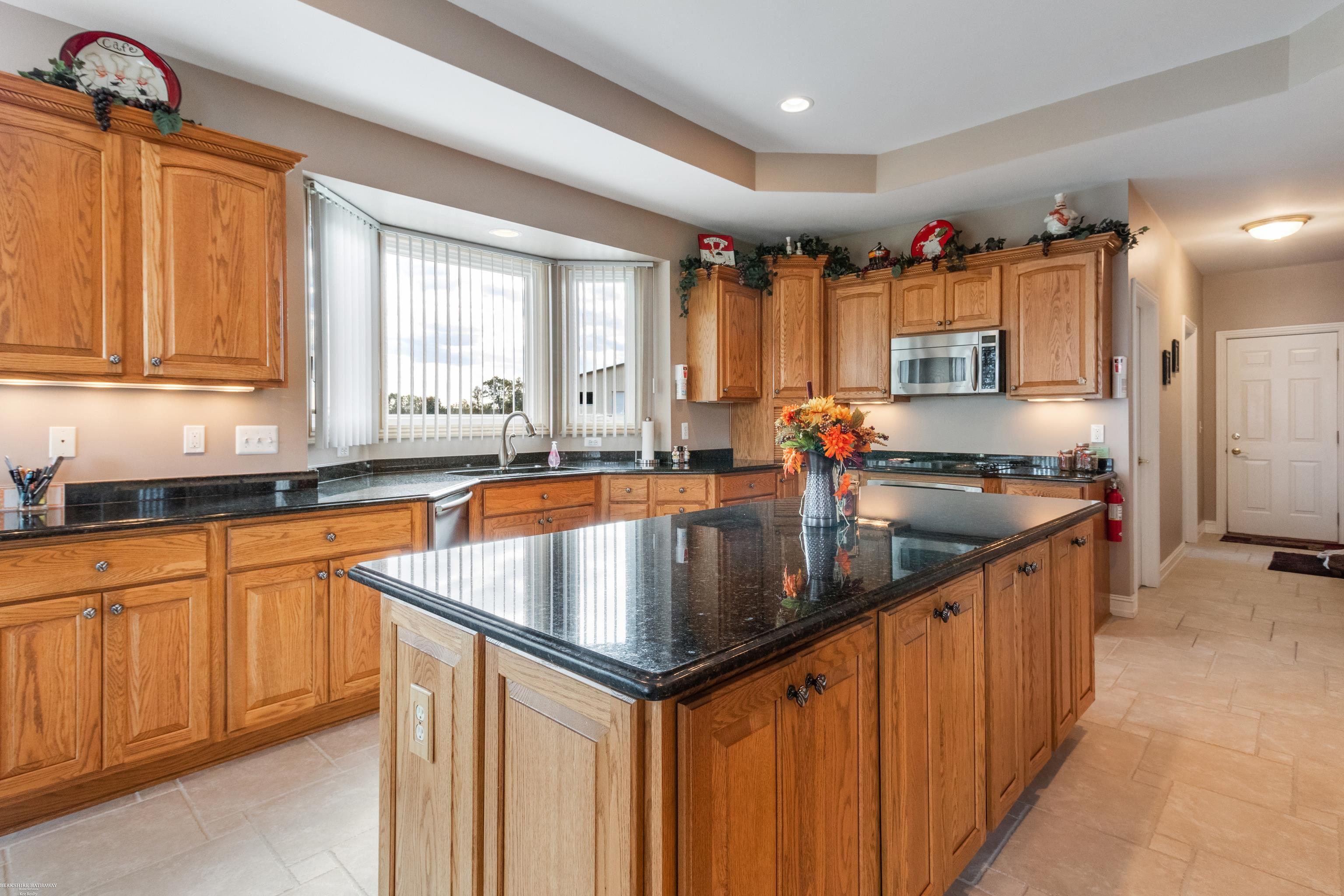 6692 Perry Road Yale, MI 48097 - Photo 23 of 88