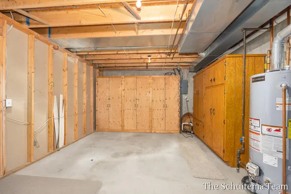 $349,900 | 2614 Rolling Ridge Lane Northwest, Grand Rapids, MI 49534