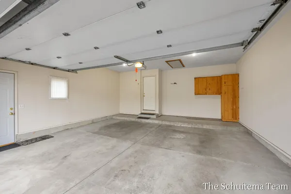 $349,900 | 2614 Rolling Ridge Lane Northwest, Grand Rapids, MI 49534