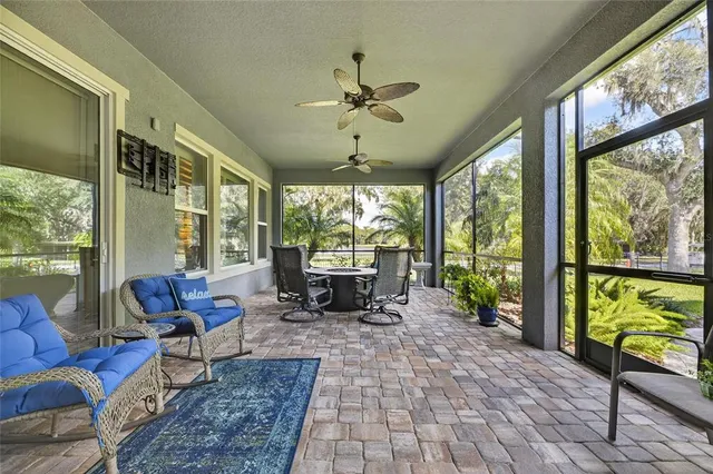 $565,000 | 6002 Sparrowhead Way, Lithia, FL 33547