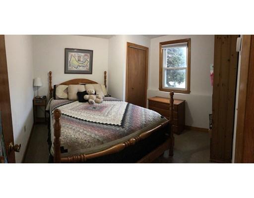 12 Longbow Road Stoneham, MA 02180 - Photo 18 of 20 Gallery Image 18