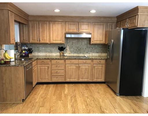 12 Longbow Road Stoneham, MA 02180 - Photo 5 of 20 Gallery Image 5