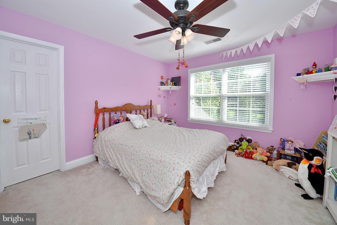 2862 Hill Road Vienna, VA 22181 - Photo 19 of 28 BEDROOM 3