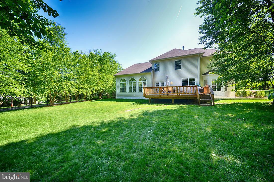 2862 Hill Road Vienna, VA 22181 - Photo 23 of 28 GORGEOUS FLAT LOT