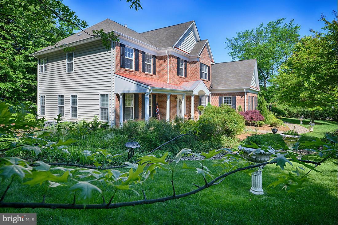 2862 Hill Road Vienna, VA 22181 - Photo 28 of 28 PICTURESQUE