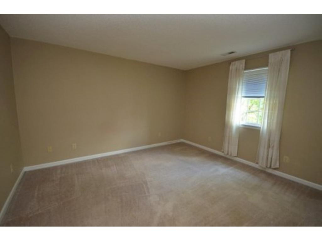 2700 Indian Ridge Road, Unit 7 Johnson City, TN 37604 - Photo 12 of 17 Photo 12