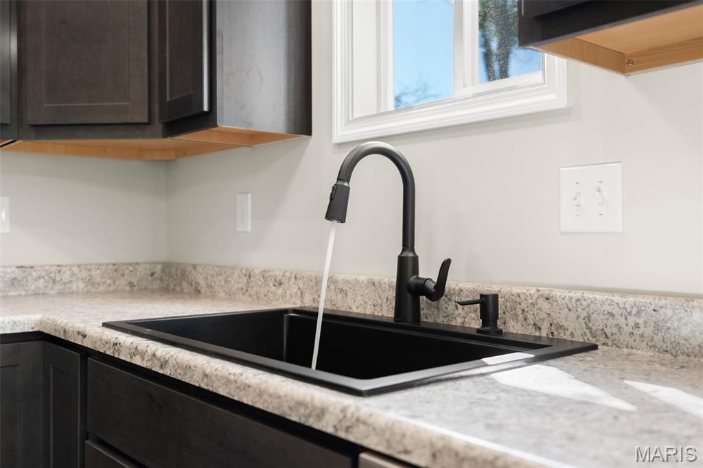 64 Cedar Ridge Drive Pacific, MO 63069 - Photo 17 of 39