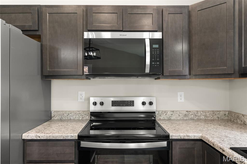 64 Cedar Ridge Drive Pacific, MO 63069 - Photo 18 of 39