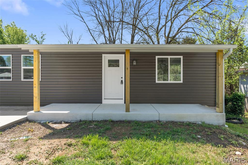 64 Cedar Ridge Drive Pacific, MO 63069 - Photo 2 of 39