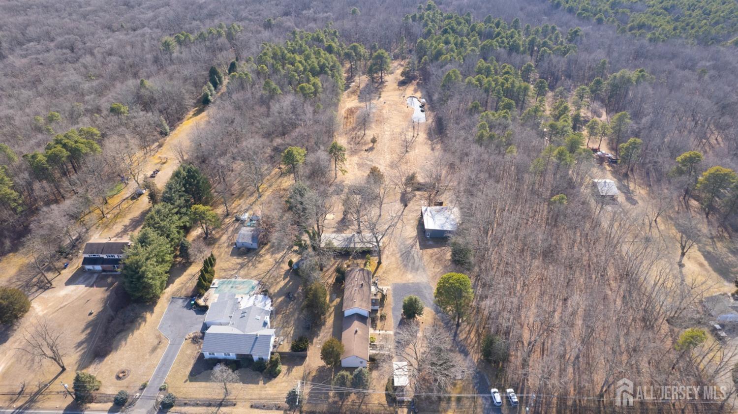 154 West Greystone Road Old Bridge, NJ 08857 - Photo 5 of 67 Gallery Image 5