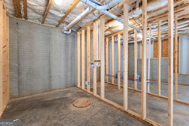 $2,750 | 517 Lago Court, LaGrange, GA 30241