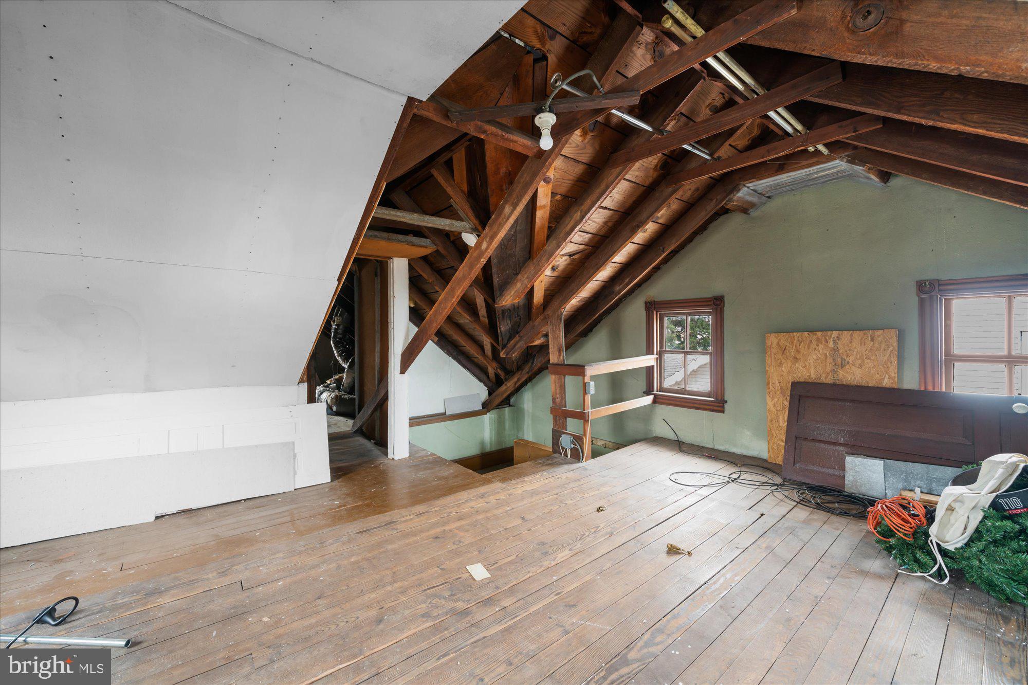 109 New Holland Avenue Reading, PA 19607 - Photo 27 of 36 a house with wooden floors and furniture