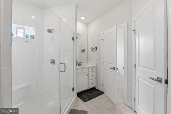 $625,000 | 2338 Water Promenade Avenue, Unit 2F, Herndon, VA 20171