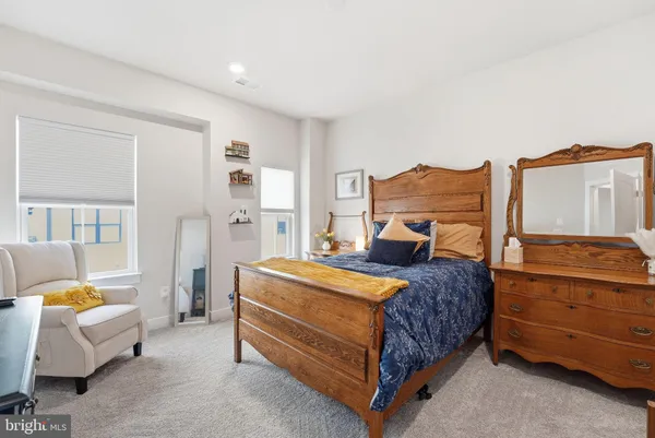 $625,000 | 2338 Water Promenade Avenue, Unit 2F, Herndon, VA 20171