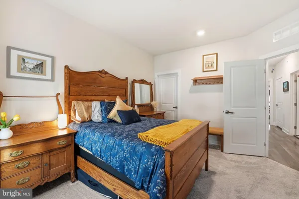 $625,000 | 2338 Water Promenade Avenue, Unit 2F, Herndon, VA 20171