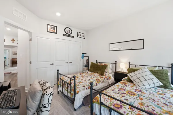 $625,000 | 2338 Water Promenade Avenue, Unit 2F, Herndon, VA 20171