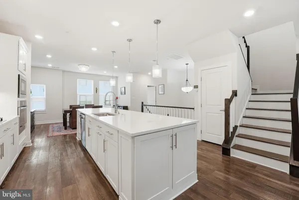 $625,000 | 2338 Water Promenade Avenue, Unit 2F, Herndon, VA 20171