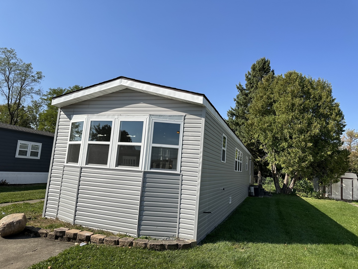241 Blackthorn Road Matteson, IL 60443 - Photo 14 of 41 a front view of a house with a yard