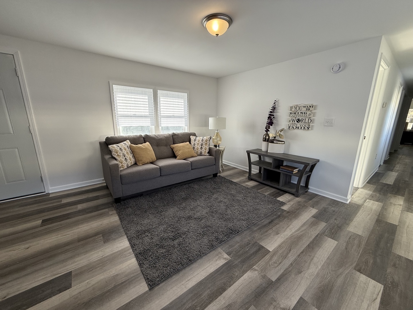 241 Blackthorn Road Matteson, IL 60443 - Photo 21 of 41 a living room with furniture and a window