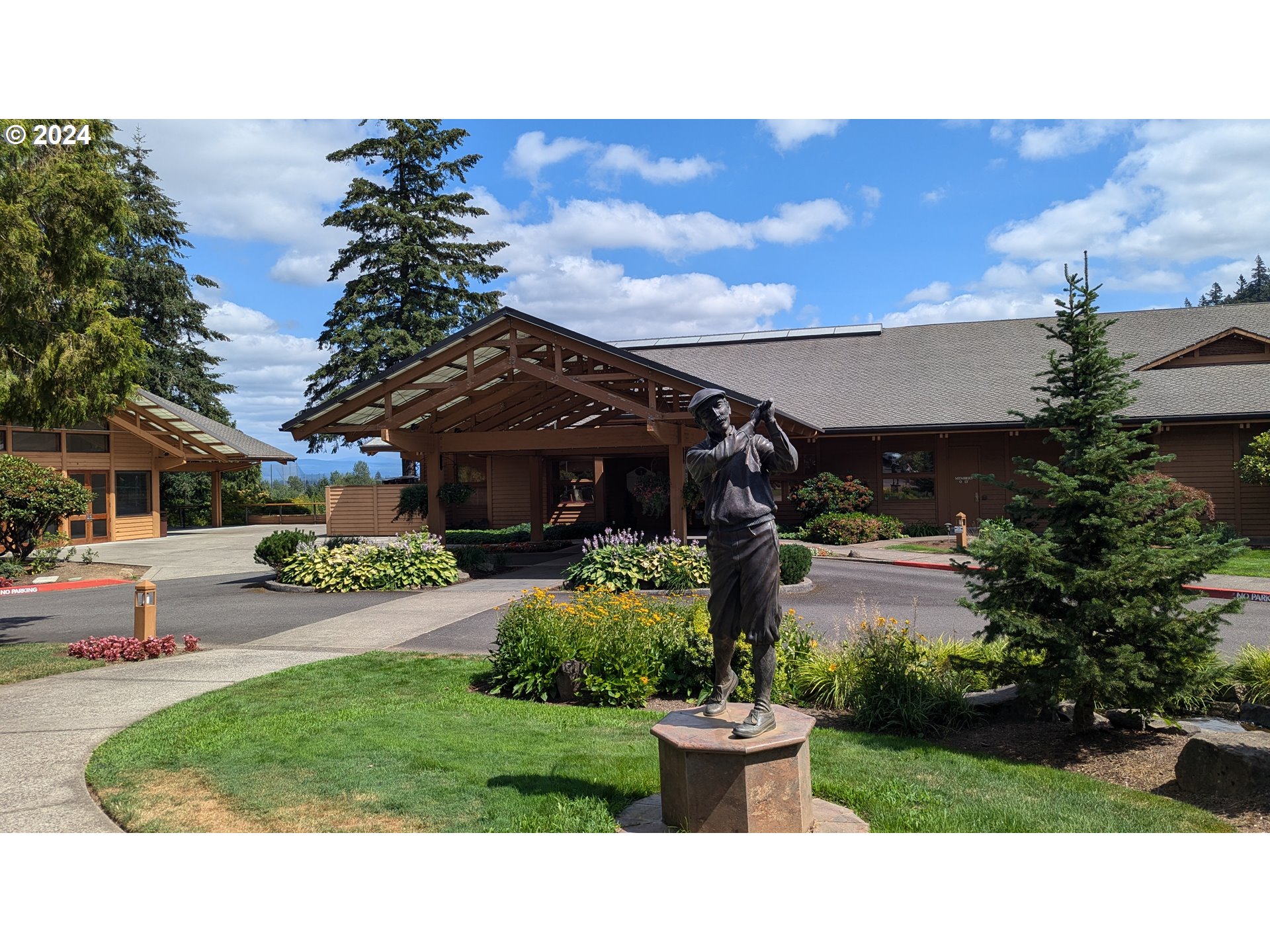 4083 Southeast Augusta Loop Gresham, OR 97080 - Photo 47 of 48 a view of house and outdoor space
