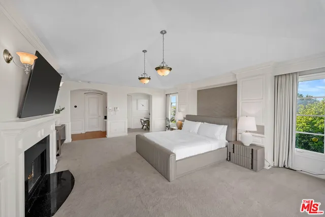 $38,900 | 10814 Savona Road, Los Angeles, CA 90077