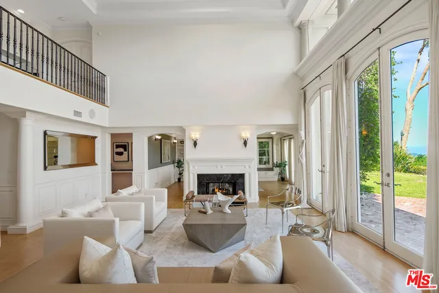 $38,900 | 10814 Savona Road, Los Angeles, CA 90077