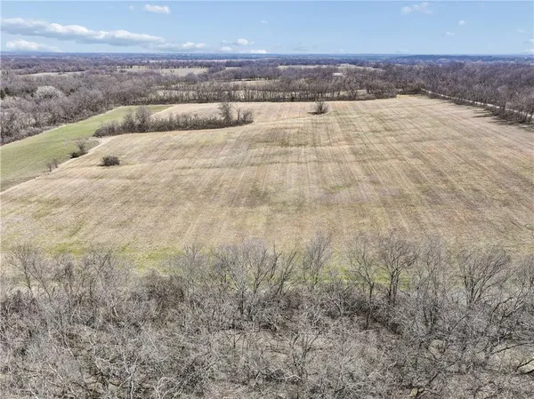 $400,000 | 0 East Tract 2 331st Street, Archie, MO 64725